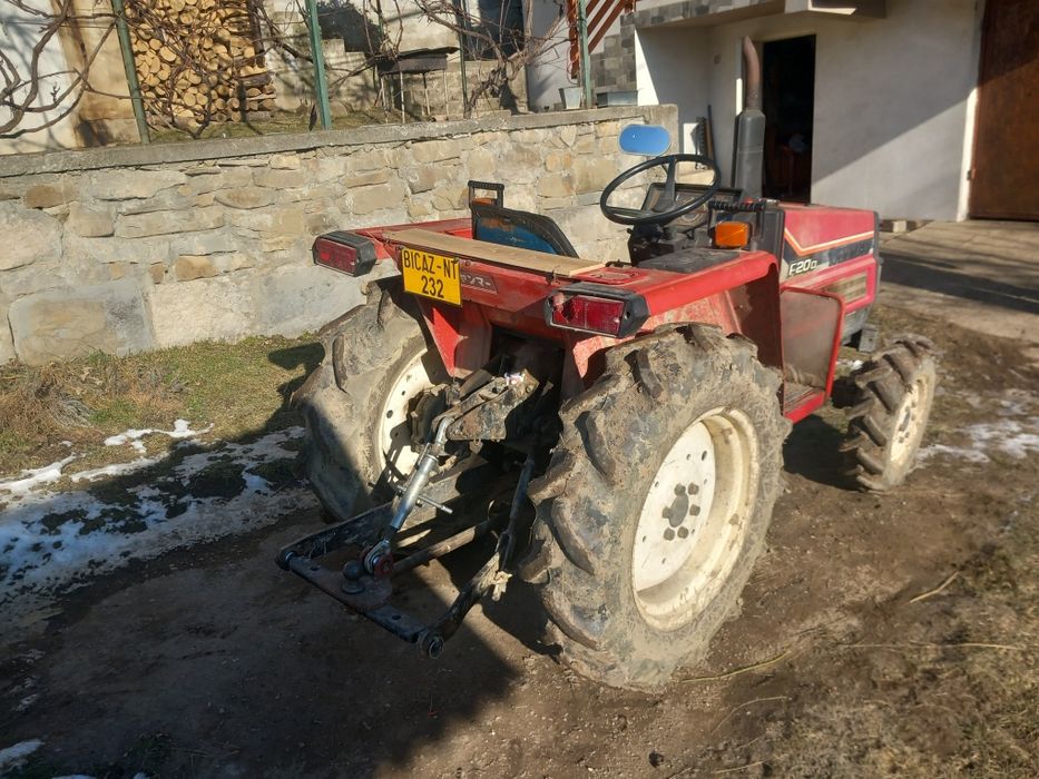 Tractor Japonez  YANNMAR 20D