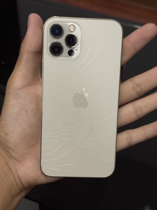 Vand iPhone 12 Pro