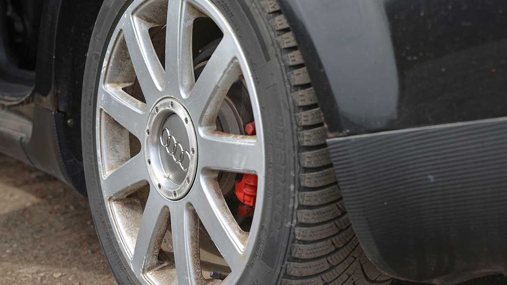 Audi A4 B6 2.5 TDI V6 S line Quattro – 180 к.с. – Автомат – 2800 €