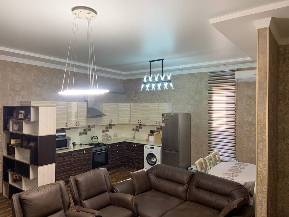 Продаю участок с двумя домами!