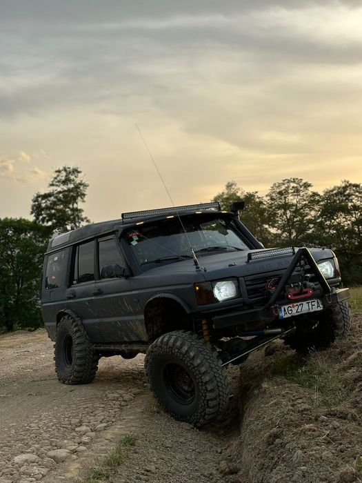 Vând Discovery  200hp