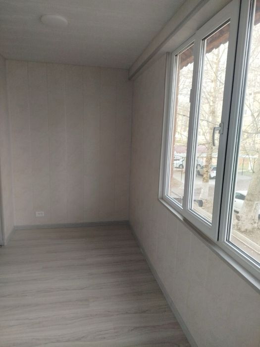 Чирчик продается квартира 3/2/4 евроремонт ипотеку можно