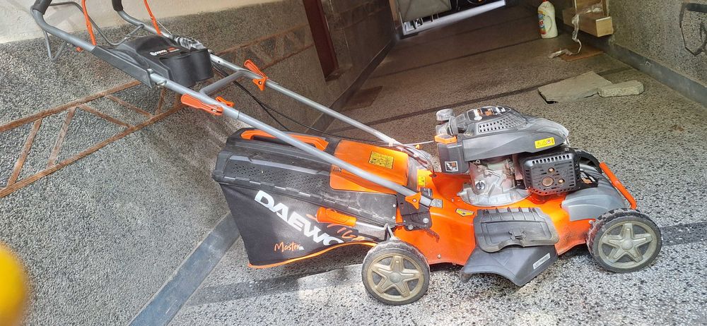 Моторна косачка Daewoo DLM4600SP