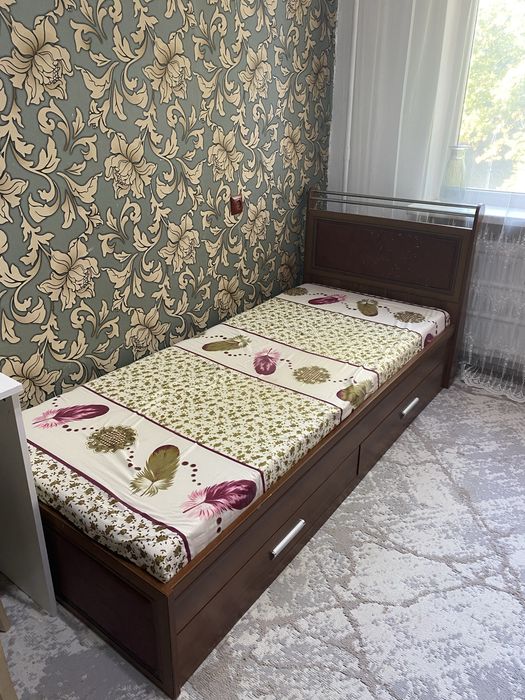Продам односпальный кровать