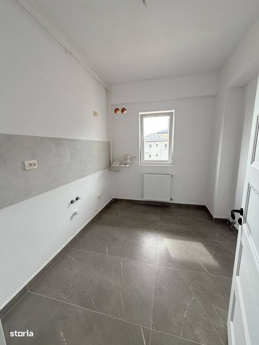 Apartament 2 camere , mutare imediata!