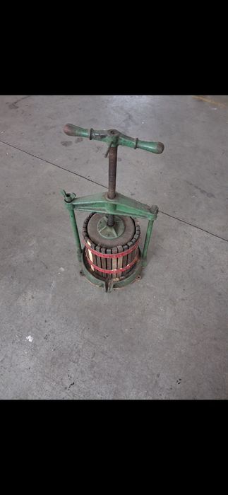 Teasc storcator struguri vechi