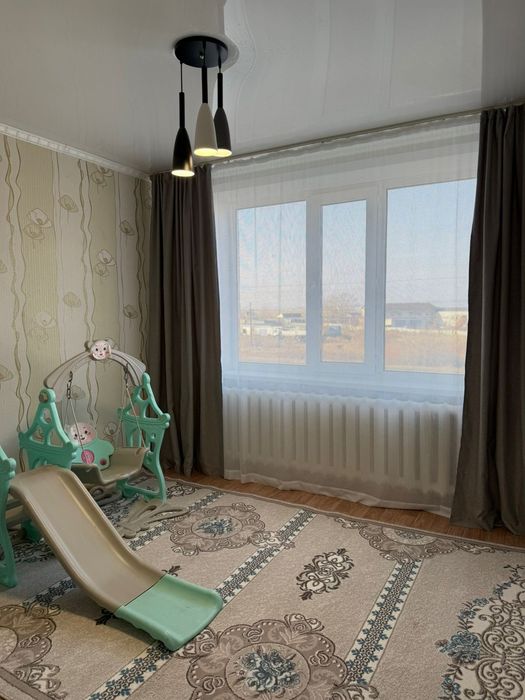 Продам 4 комнатную квартиру