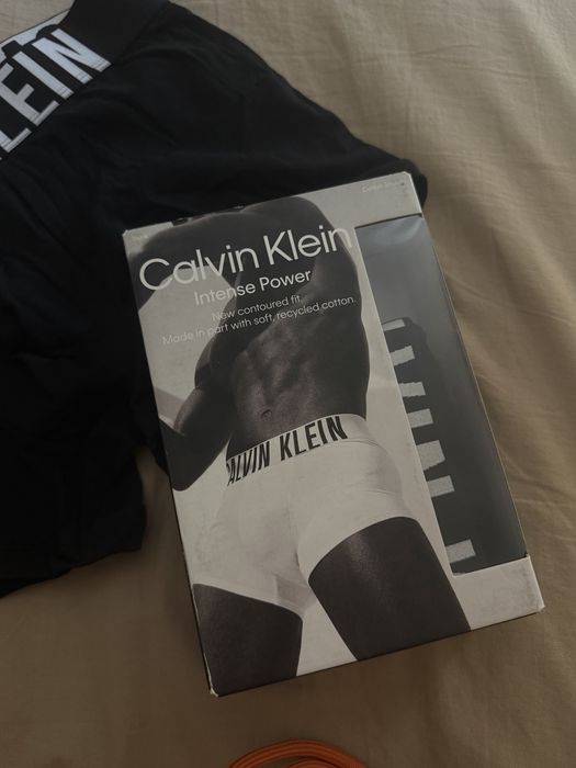 Продам новые трусы Calvin Klein