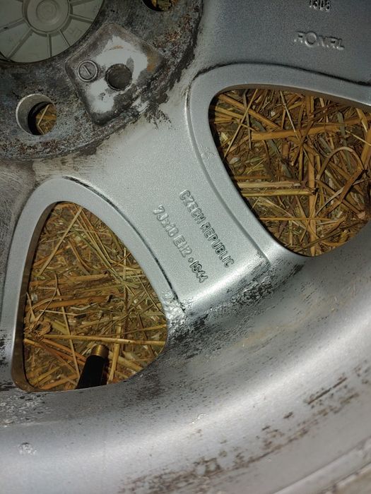 BMW оригинални джанти 16"