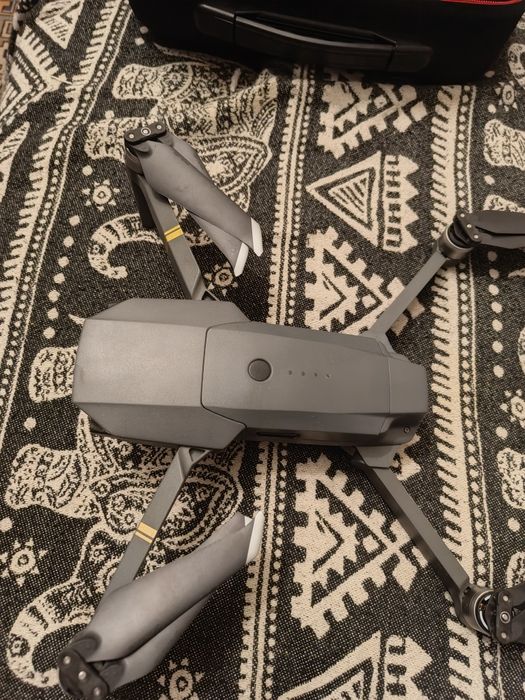 Продам DJI mavic pro