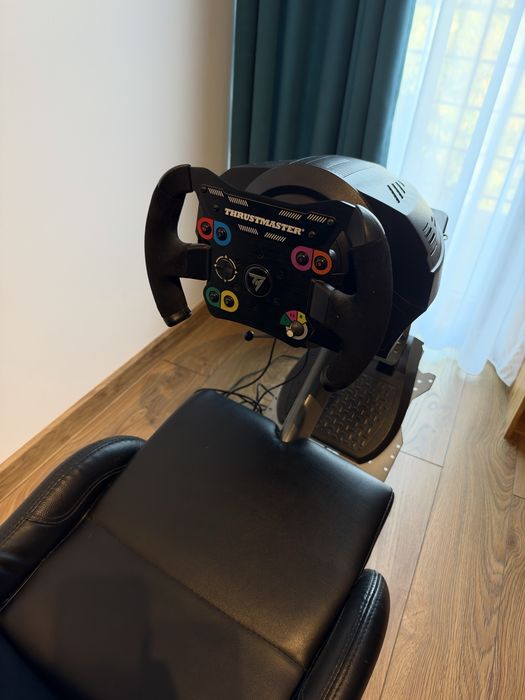 Scaun playseat revolution plus volan t300rs cu gt3 addon