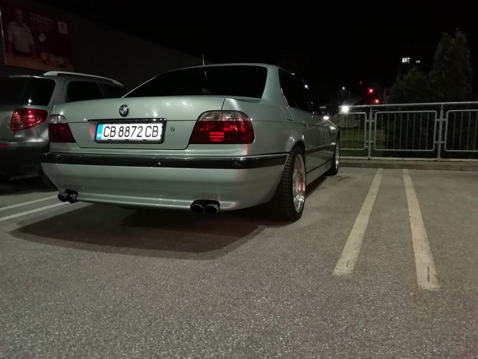 BMW Е38 740i V8 под наем за абитуриентски бал, сватба, фотосесия и др.