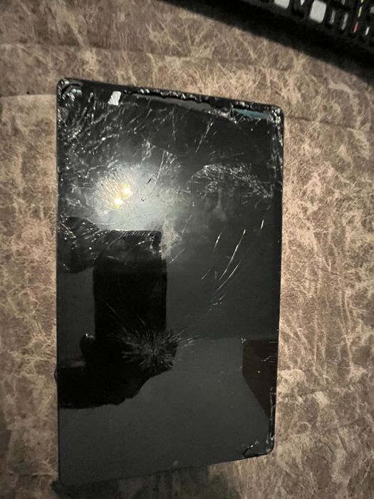 Обменяю планшет предлагать на норм телефоны