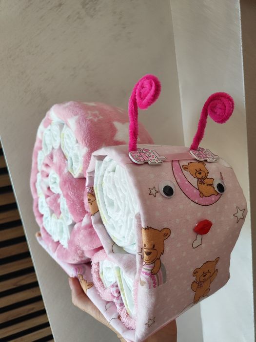 Торта от памперси PAMPERS PREMIUM CARE 2