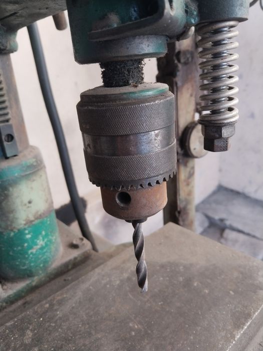 Продам Сверлильный станок