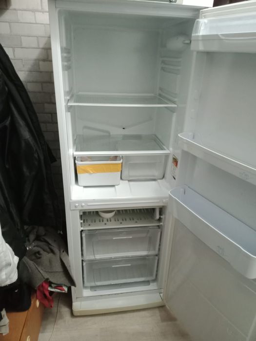 Продам холодильник