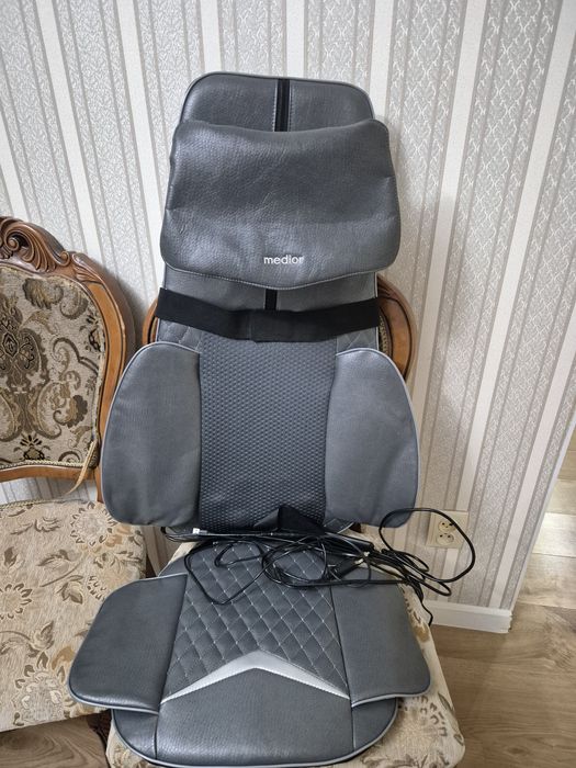 Массажное кресло