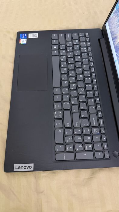 回 Core i7-1255U, SSD 512gb+ОЗУ 8gb+Full HD