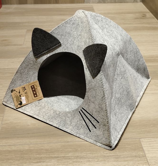 Домик-лежанка для кошек ,лежанки
