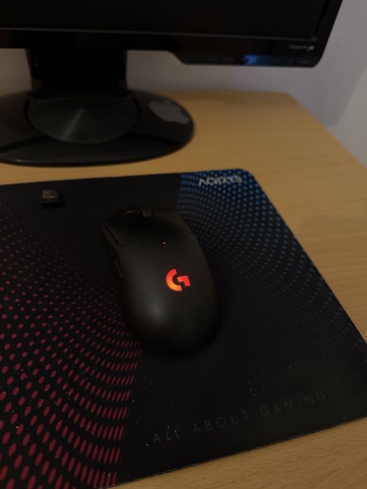 mouse Logitech Pro Superlight 2