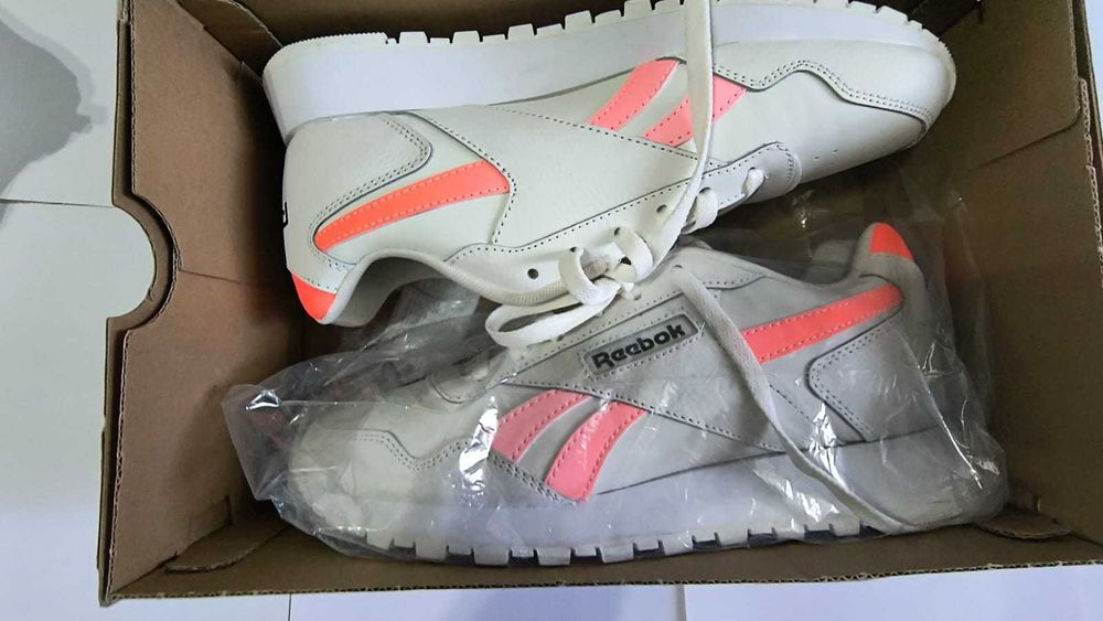 Продается кроссовки Reebook, оригинал