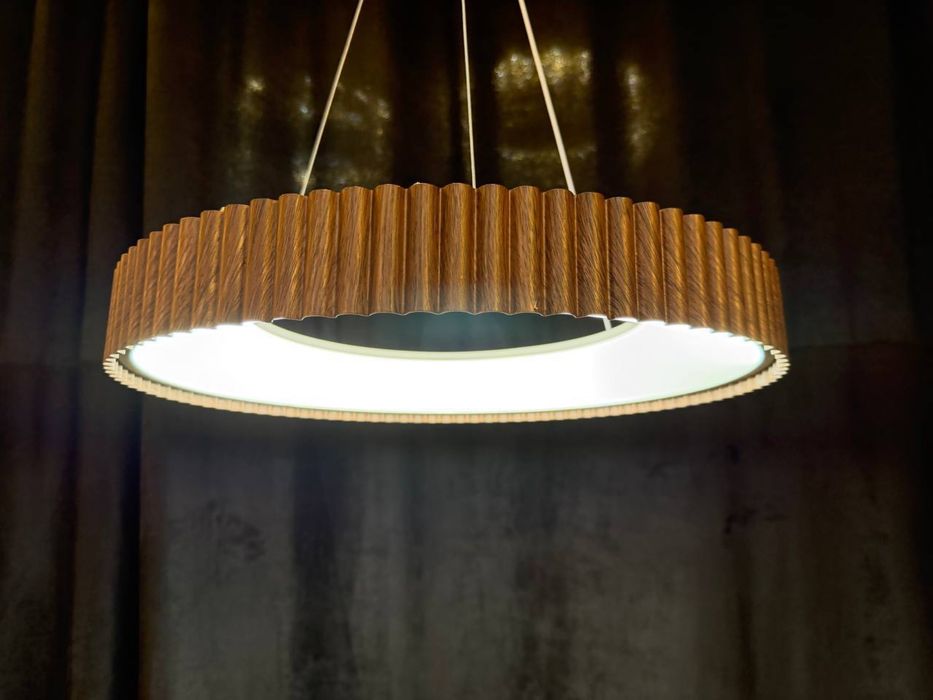 Хайтек люстра 2026 дизайн