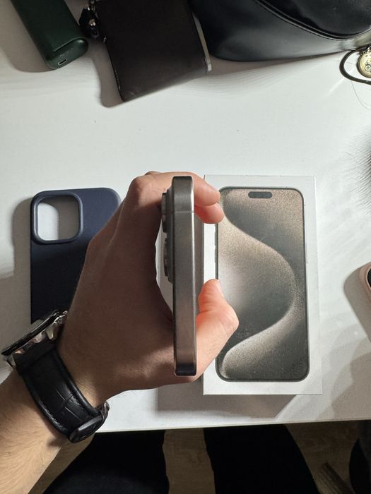 iPhone 15 Pro Max 256GB – eMAG • Garanție • Baterie 87%