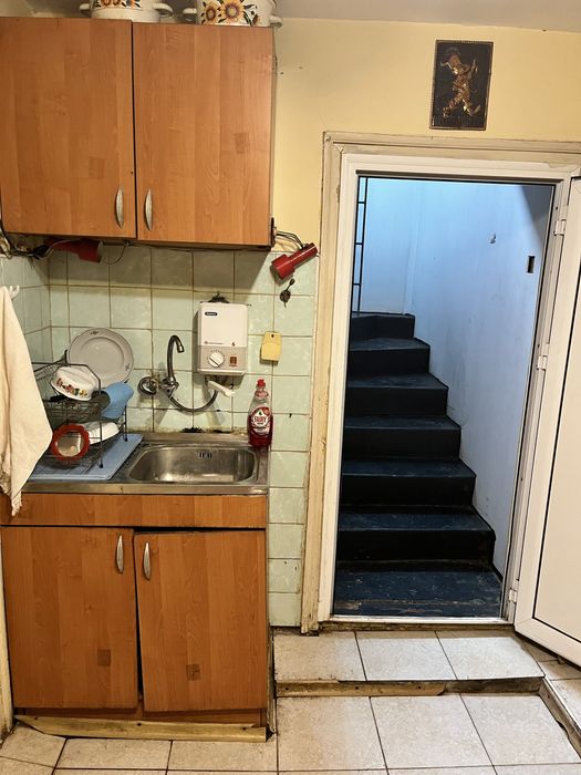 Къща с дворно място с. Краводер