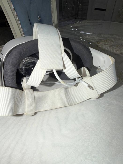 Meta quest 3s 128gb почти новый