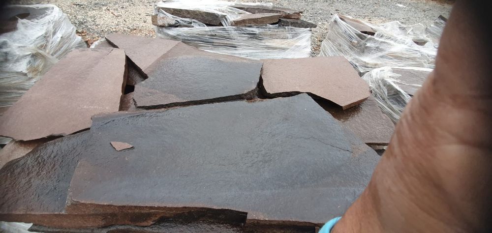 Vând Piatră sau Montez