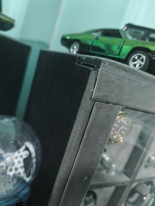 Soatlar mexanizmini yurgʻazish uchun soat karobkasi.