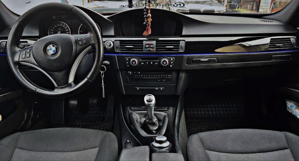 Vând BMW 320 D 177 cp