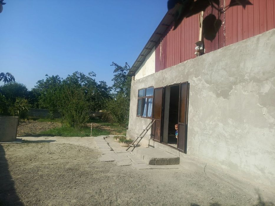 Ховли уй сотилади 8 сотих