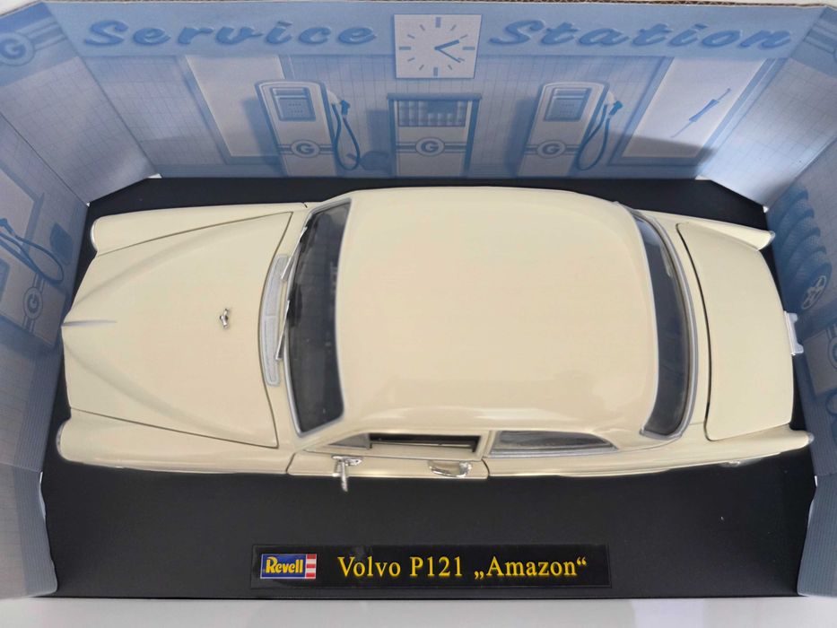 Macheta Auto 1/18 Revell Volvo P121 Amazon