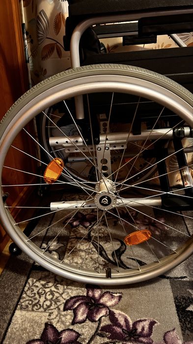 Инвалидное кресло-коляска