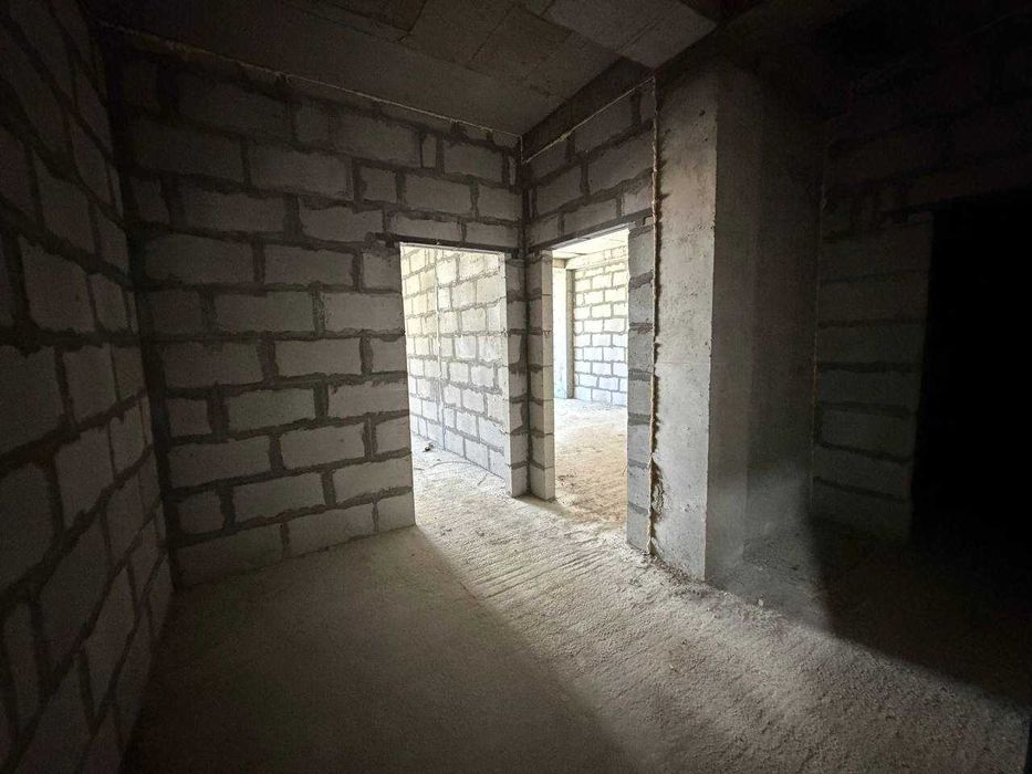 Продаётся 1х комн квартира на 4 этаже Ор-р Турон Бухара Сити
