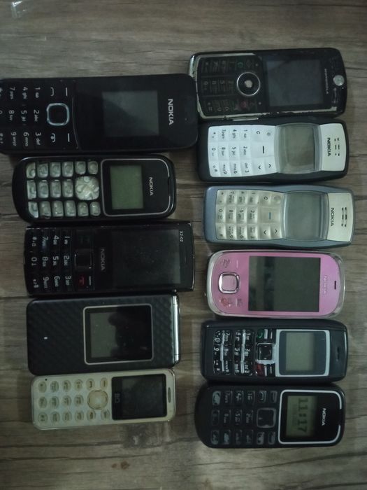 Telefonlar  Nokia sotiladi