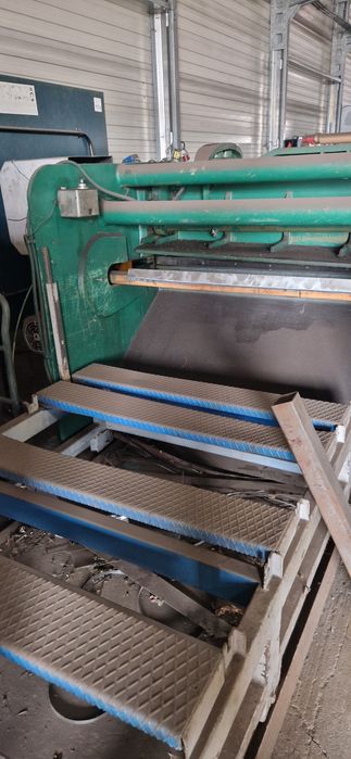 Mașina de debitat tablă