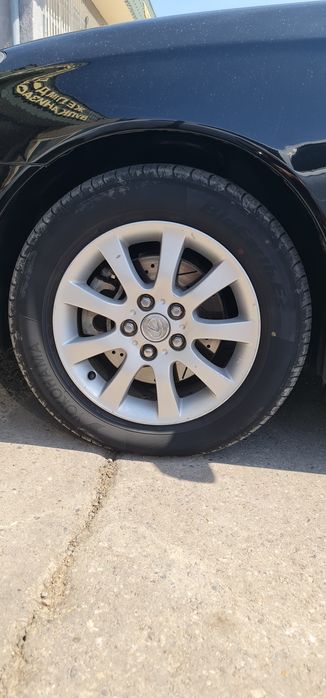 Продам диски с резиной в комплекте