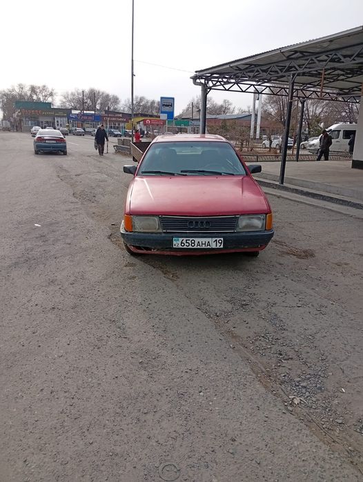 Ауди 100 объем 2.3 1990 года