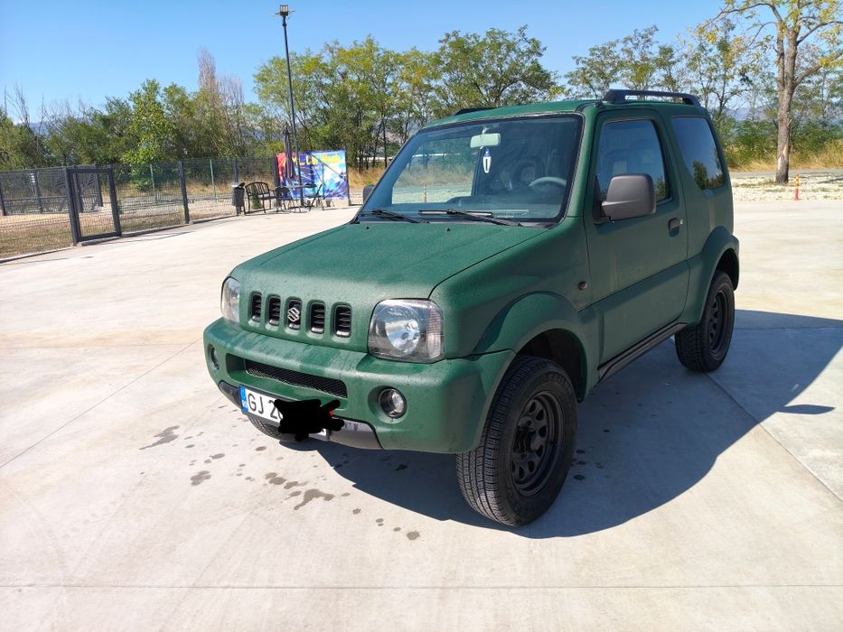 Vând Suzuki Jimny