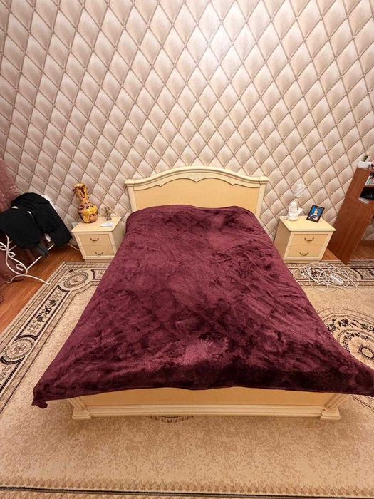 Спальный гарнитур в отличном состоянии