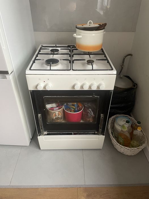 Газовая плита Аристон