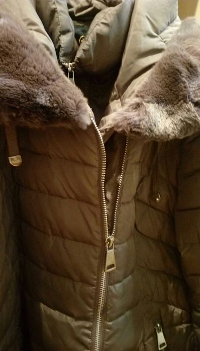 Продам хороший пуховик