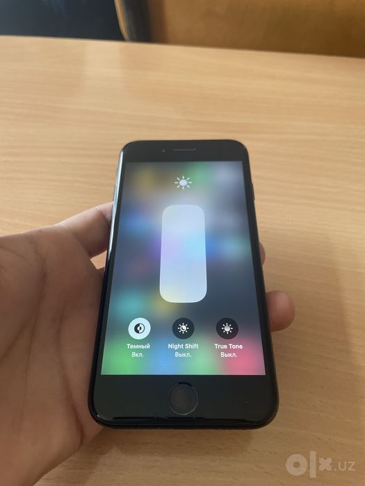Iphone SE холати зур