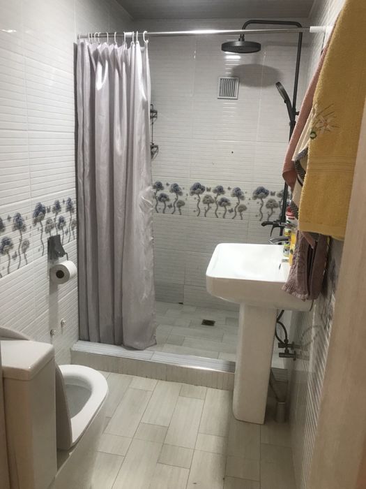 Uy sotiladi Oltin tepada SROCHNA