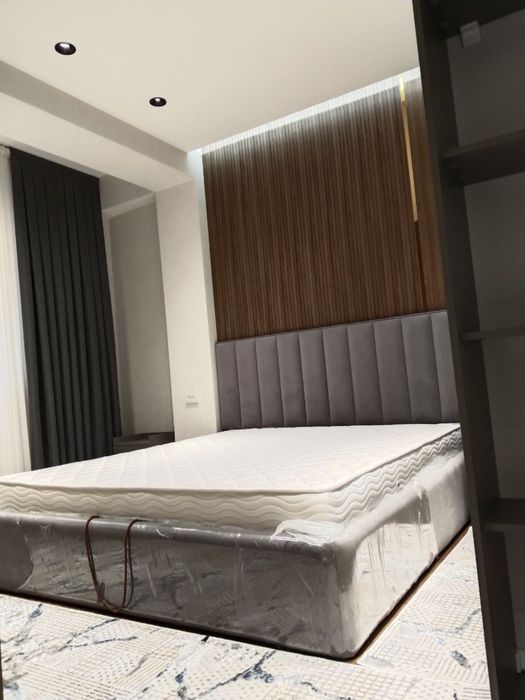 Сдается на Юнусабаде Петушок Новастройка в первые 3 комнатная