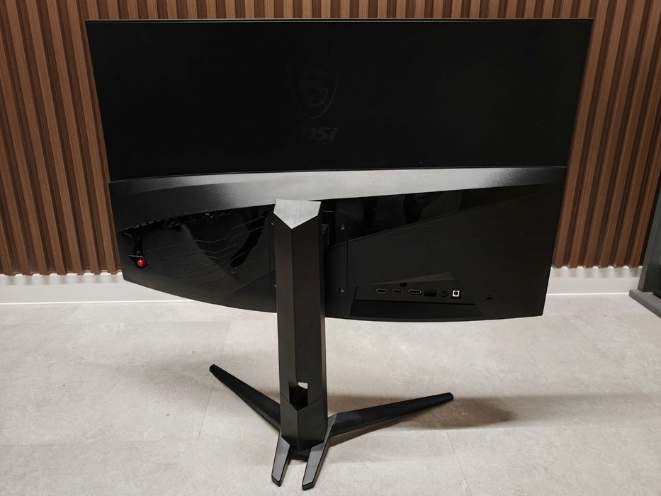 32" 4К геймърски монитор MSI MAG 321CUPDF