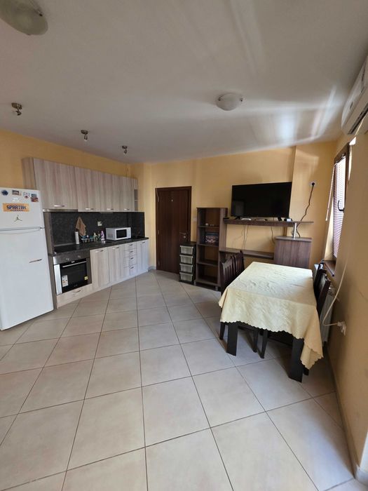 Дава се под наем Двустаен апартамент в Плевен, Идеален център - 65 кв.м за 350 € - Снимка #6