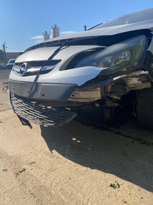 OPEL Astra 2013 — imagine 3